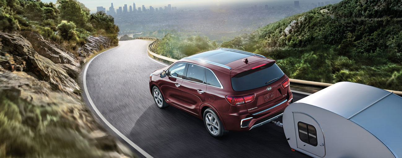 Kia Sorento driving 2