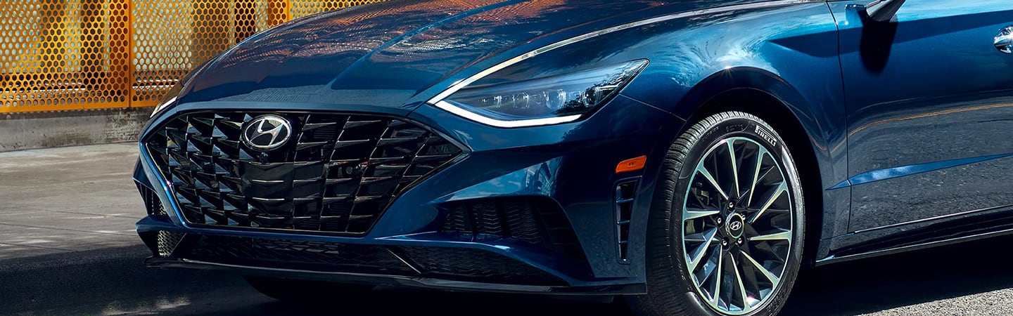 Close up view of new Sonata’s grille