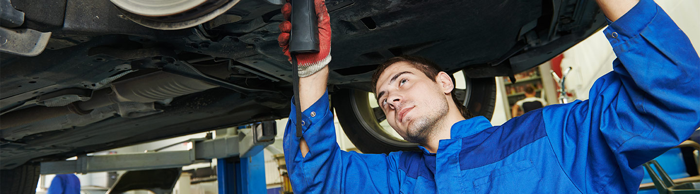 Service center at the Lupient Automotive Group in Minneapolis, MN
