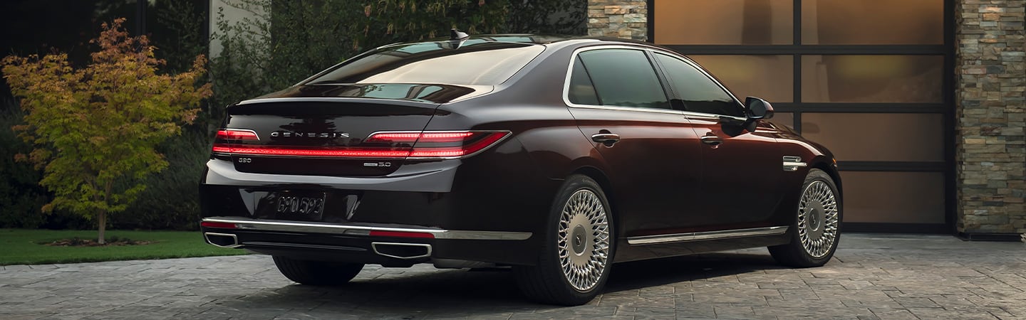 Rear view of black G90
