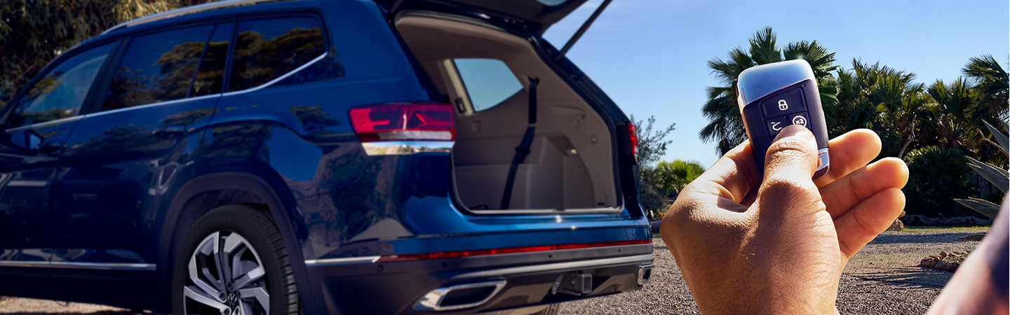 2023 Volkswagen Atlas Overview slider3