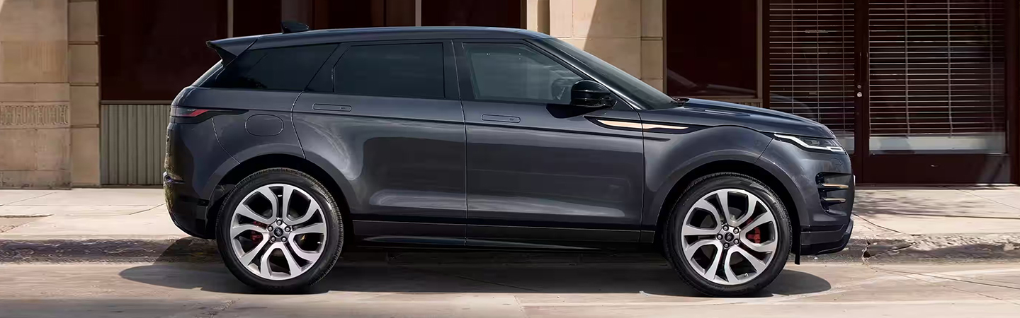 2023 Land Rover Range Rover Evoque vs Audi Q5 slider2