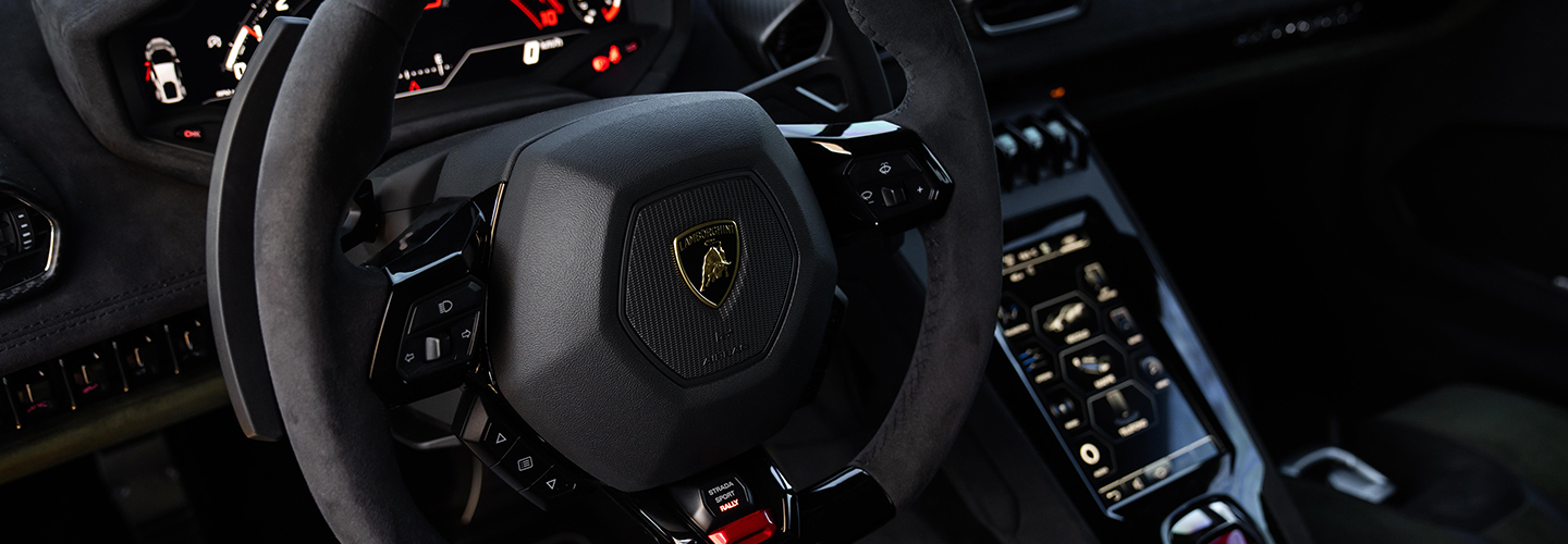 2023 Lamborghini Huracan Models interiorimage