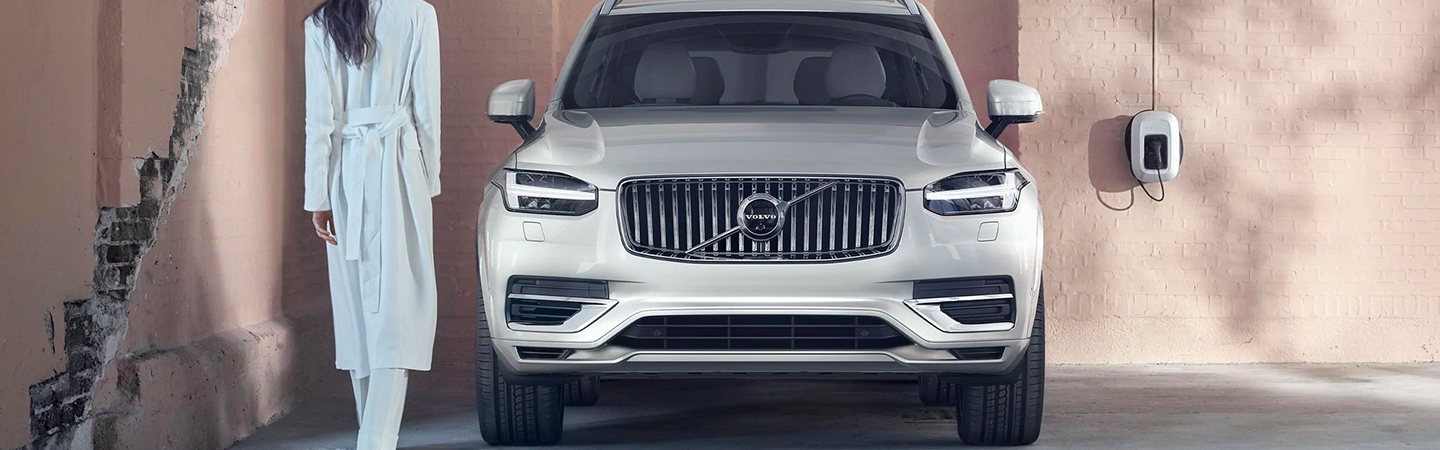 Front view of the 2020 XC90