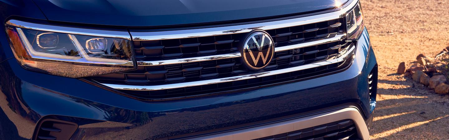 Closeup of the 2021 Volkswagen Atlas grille