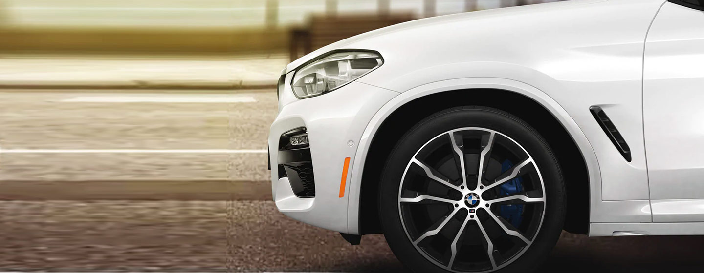 2019 BMW X3 side view driving