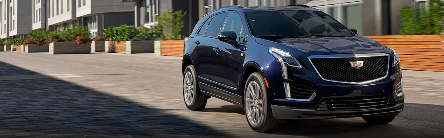 2023 Cadillac XT5 vs 2023 Chevy Tahoe slider2
