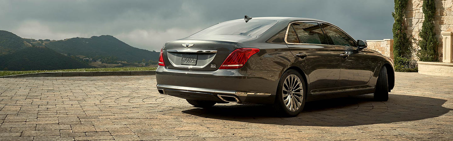 Rear passenger profile Genesis G90