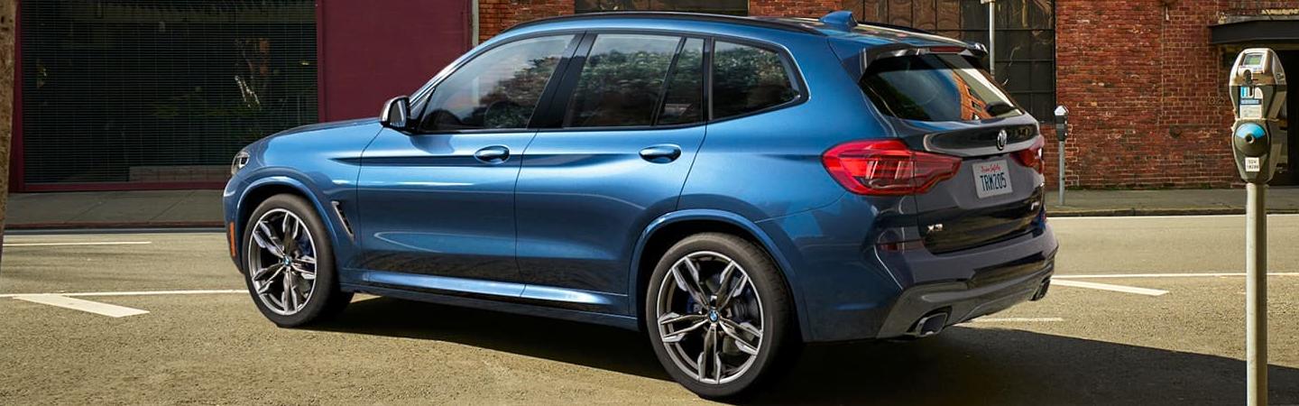 Side view of the 2021 BMW X3