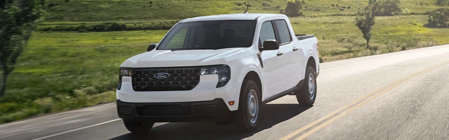 white 2025 Ford Maverick Lobo®