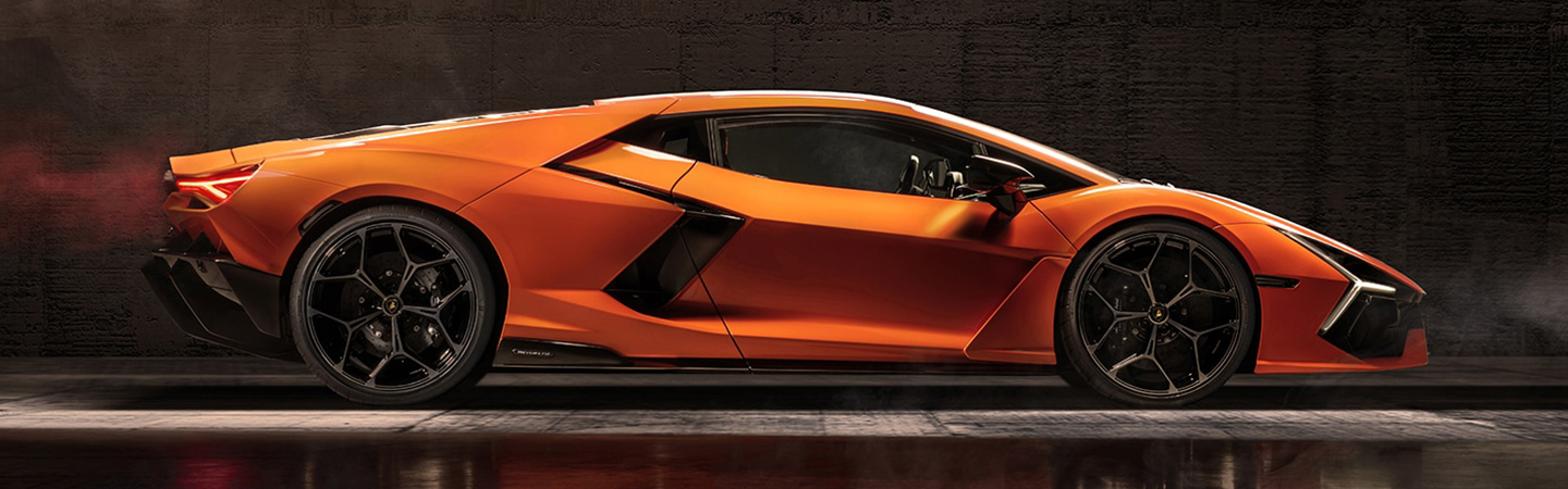 2024 Lamborghini Revuelto Specs  slider3