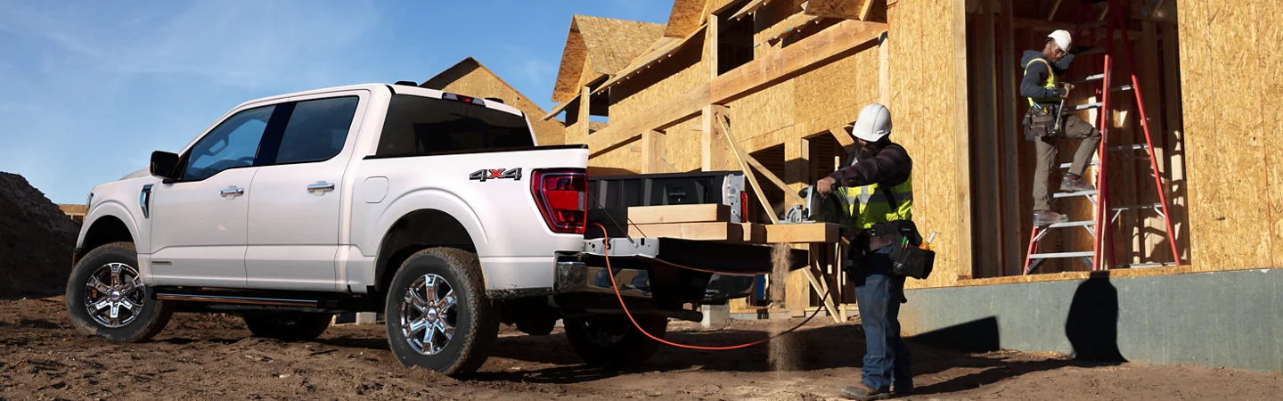 2023 Ford F-150 Overview  slider4