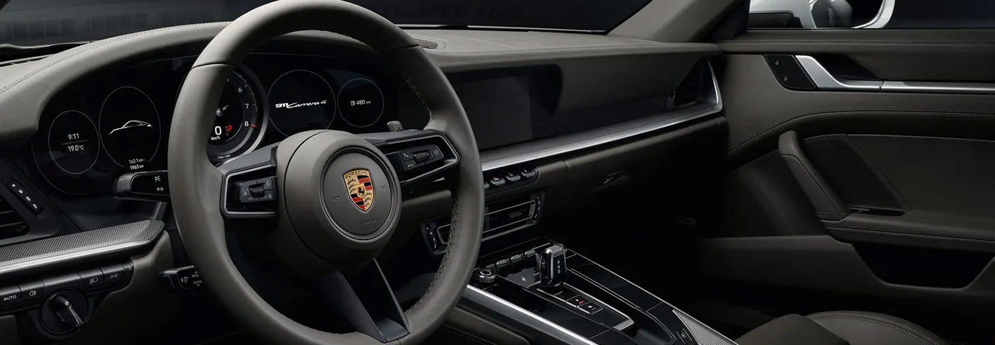 2023 Porsche 911 Carrera interior