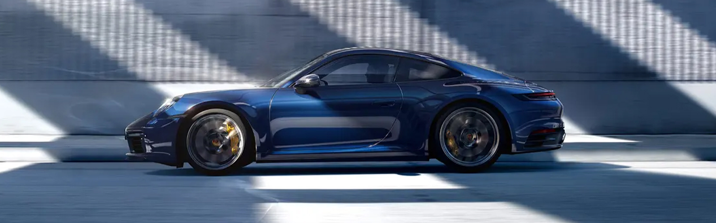 2023 Porsche 911 Carrera slider4
