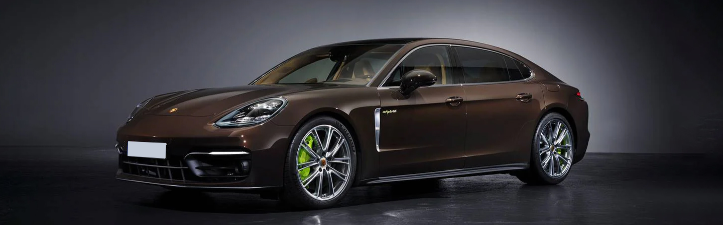Porsche Panamera vs Mercedes-Benz S-Class slider1 