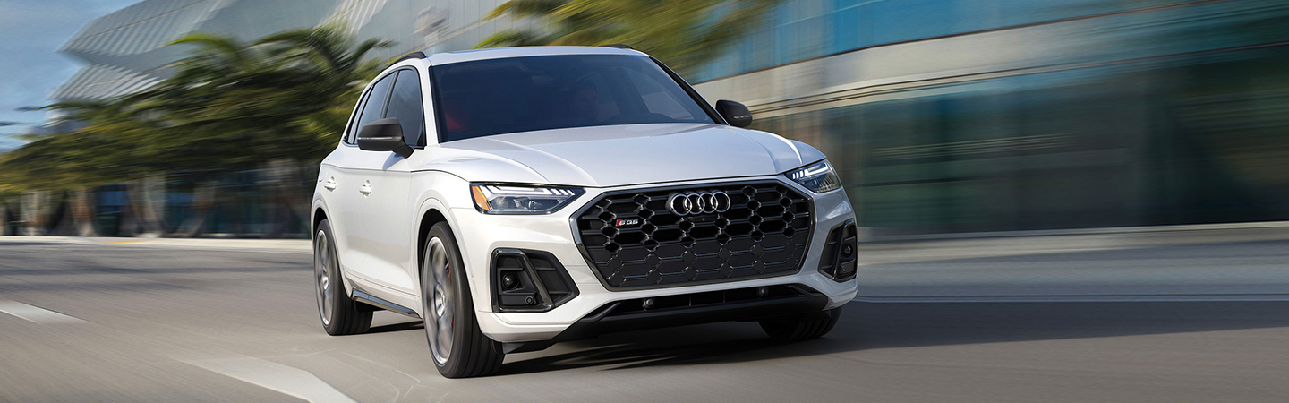 2023 Audi SQ5 Overview slider1