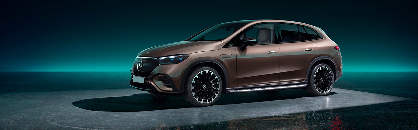 Mercedes-Benz EQE SUV slider4