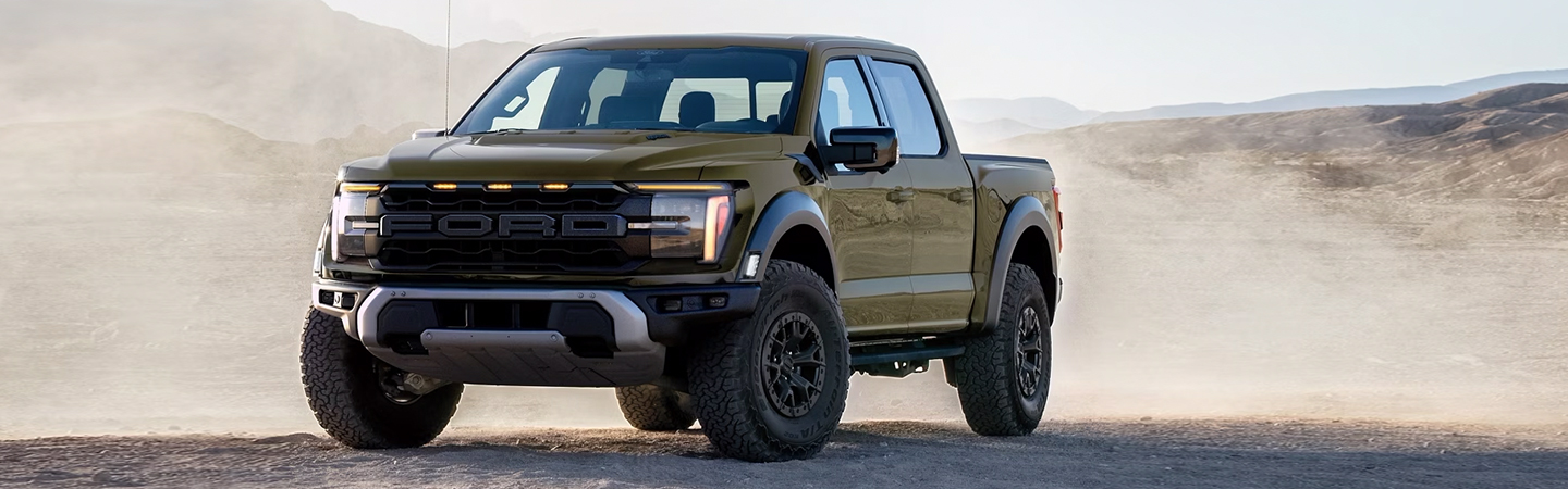 2023 Ford F-150 vs 2023 RAM 1500 slider2