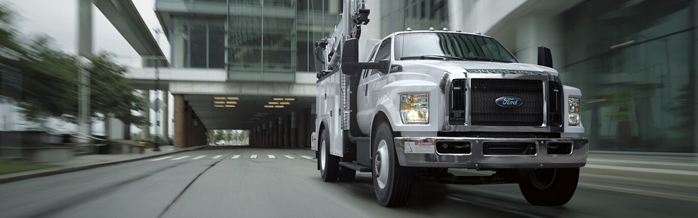 2024 Ford F-650 slider2