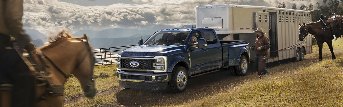 2023 Ford Super Duty Specs slider1