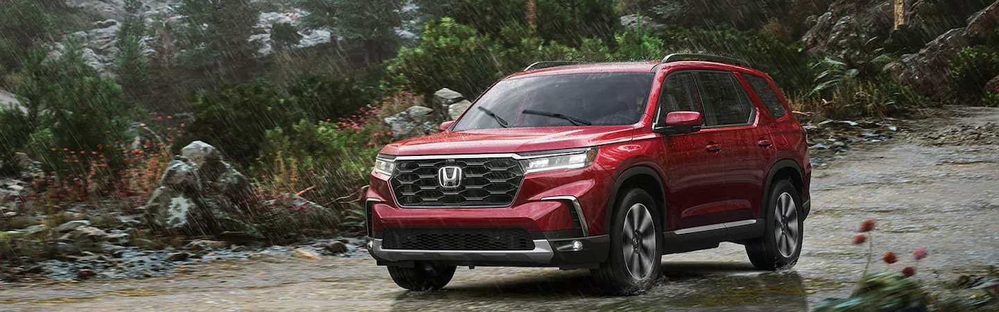 2023 Honda Pilot vs 2023 Hyundai Palisade slider1