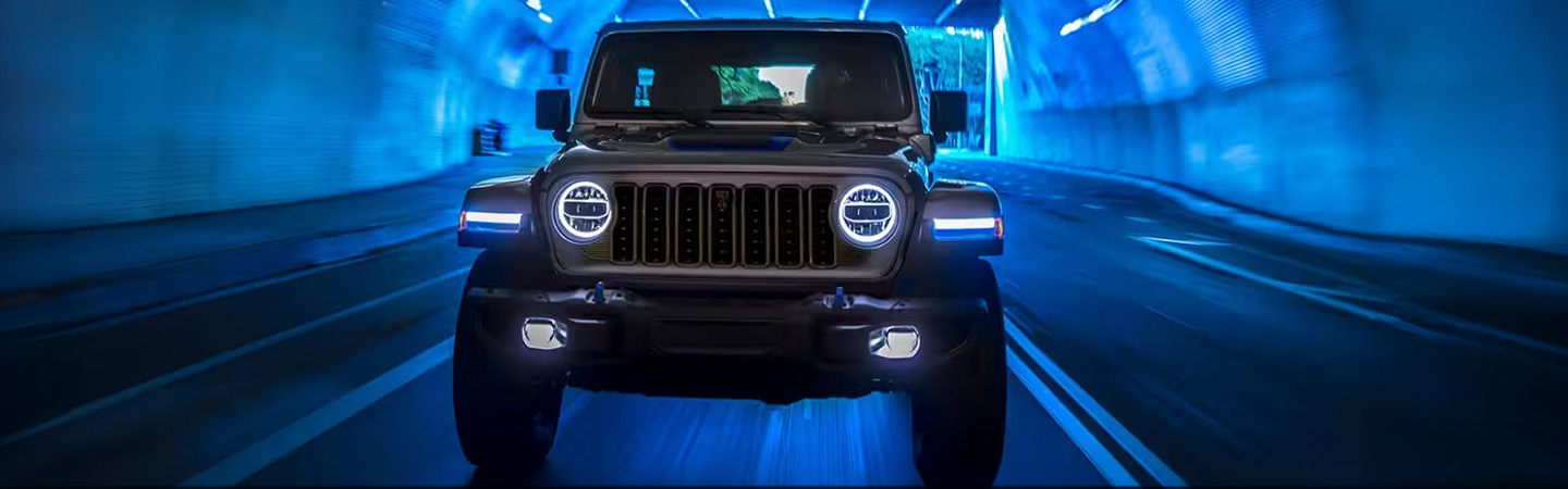 2024 Jeep Wrangler vs. Ford Bronco | Lake City CDJR