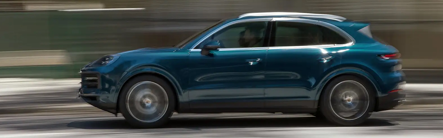 2024 Porsche Cayenne  slider1