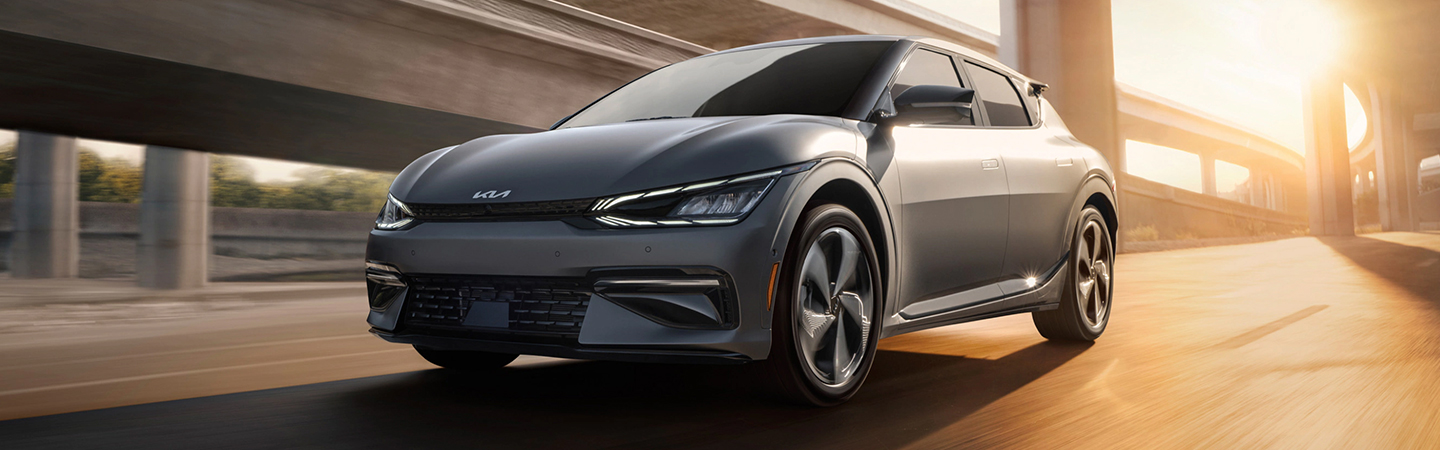 2023 Kia EV6 Overview  slider4