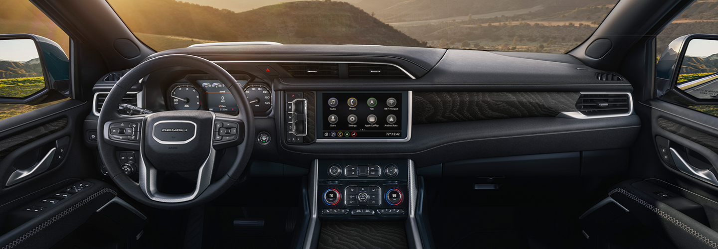 2021 GMC Yukon interior
