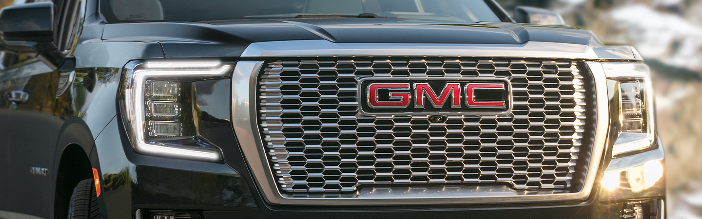 Front grille of the 2021 GMC Yukon