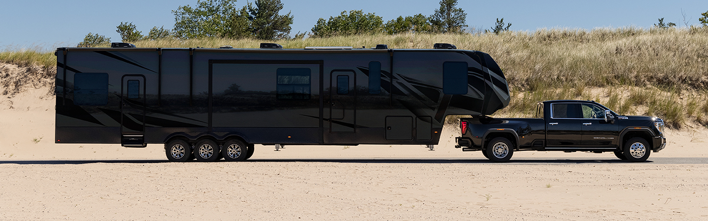 2024 GMC Sierra 3500 HD Denali slider2