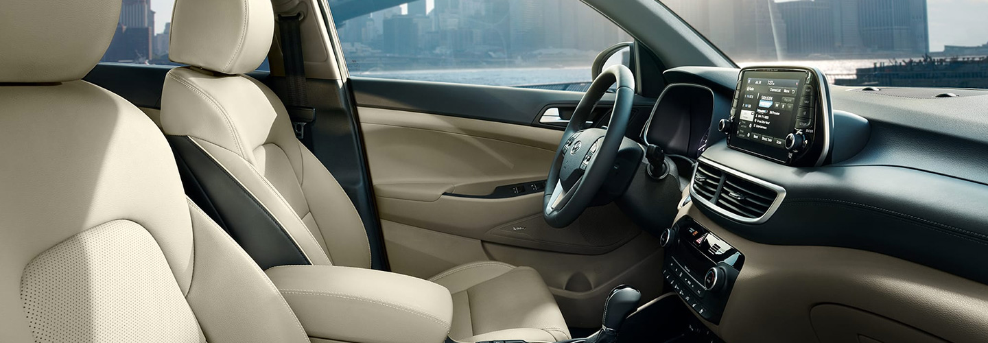Front interior of Hyundai Tucson