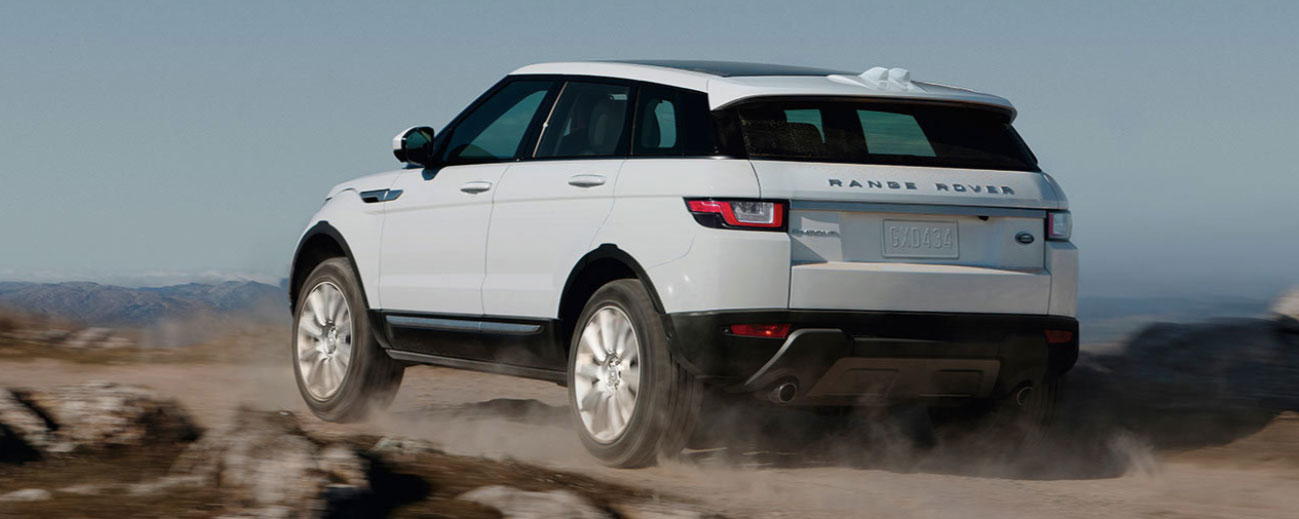 2018 Range Rover Evoque Exterior - Driving offroad