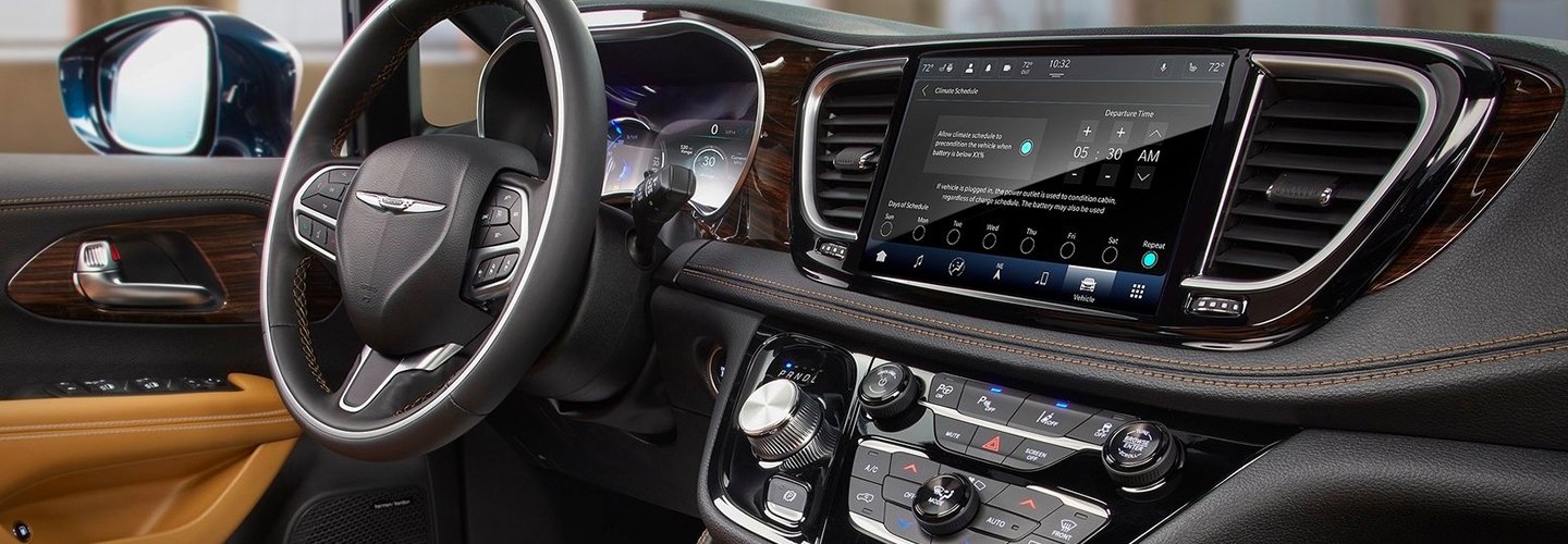 Interior features in the 2021 Pacifica