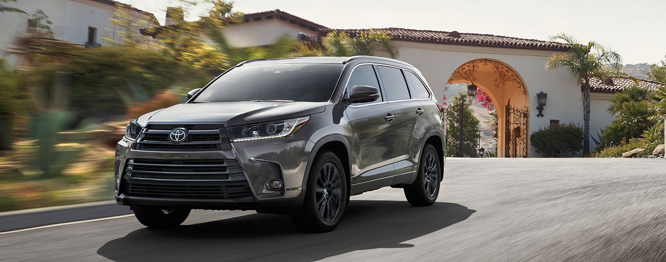 Learn more about the award-winning 2019 Toyota Highlander at our car dealership in Columbus, GA.