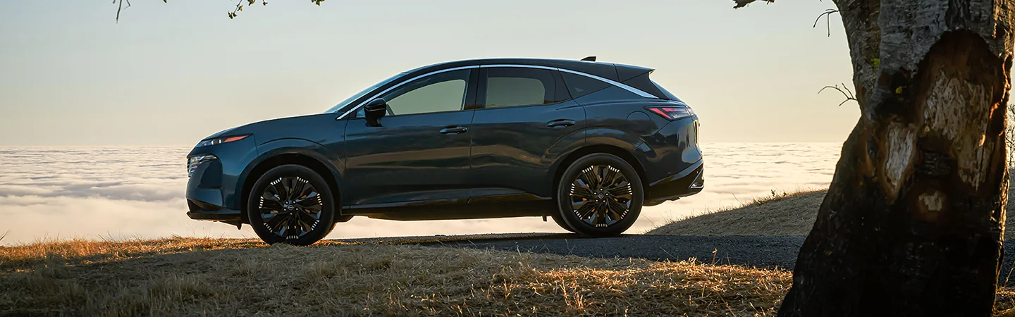 2025 Nissan Murano parked at an overlook