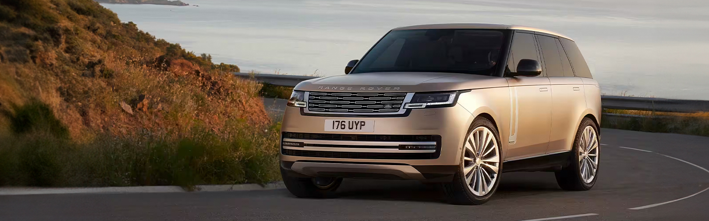 2024 Land Rover Range Rover vs Porsche Cayenne  slider1
