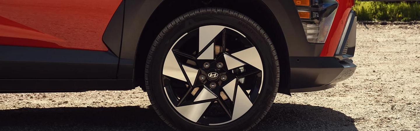 2024 Hyundai Kona Dimensions red tireview