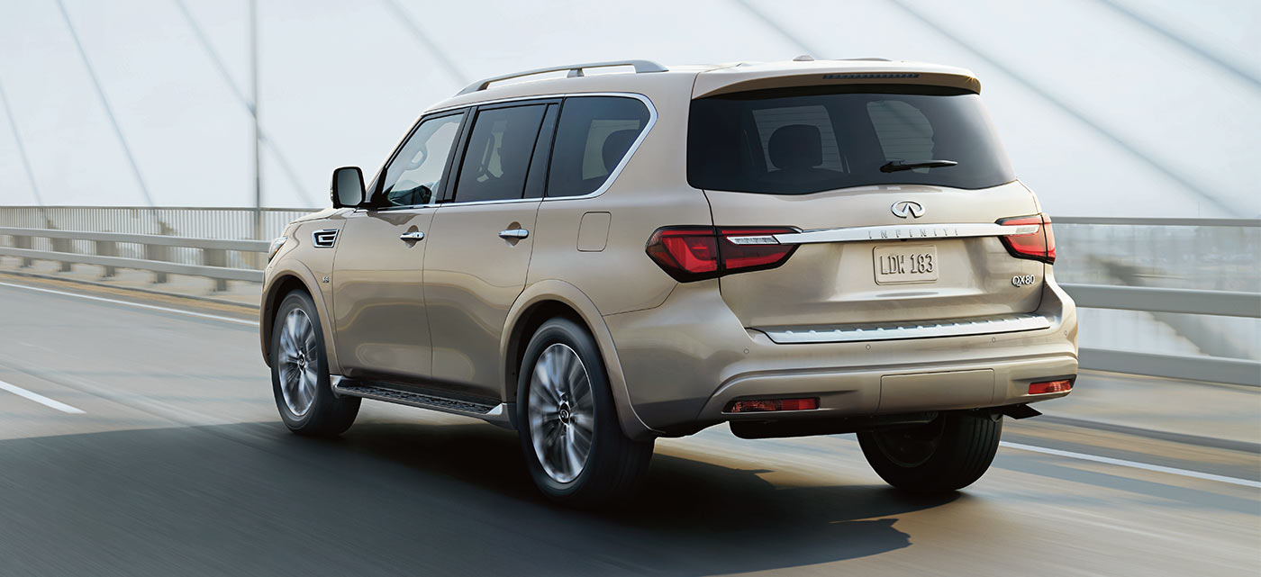 Entertainment features in the 2019 INFINITI QX80 at Bob Moore INFINITI in Oklahoma City, OK.