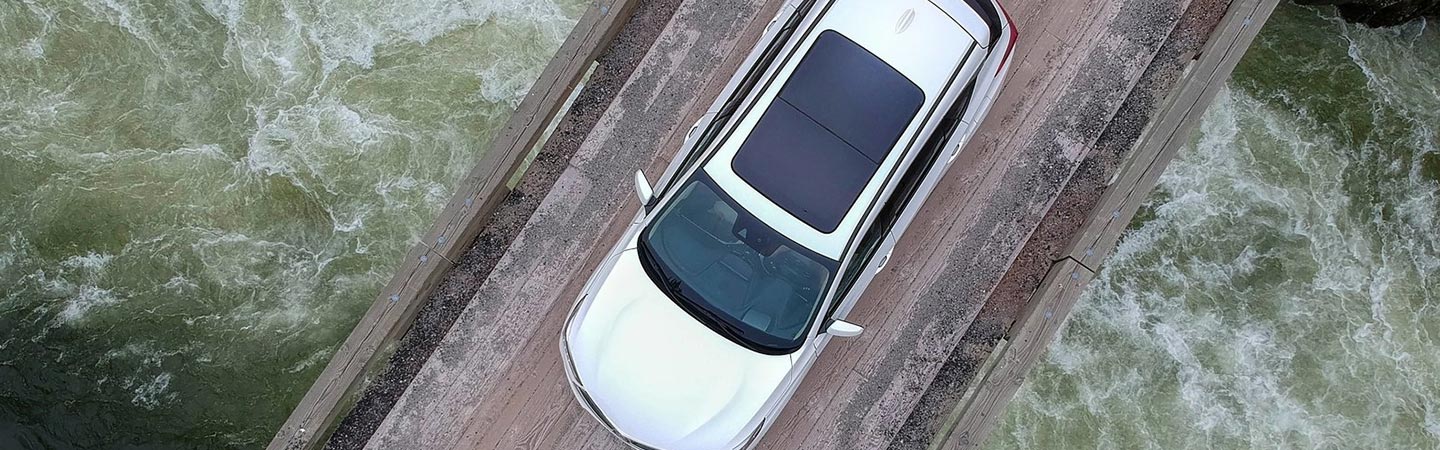 Drivers side profile of gray RDX