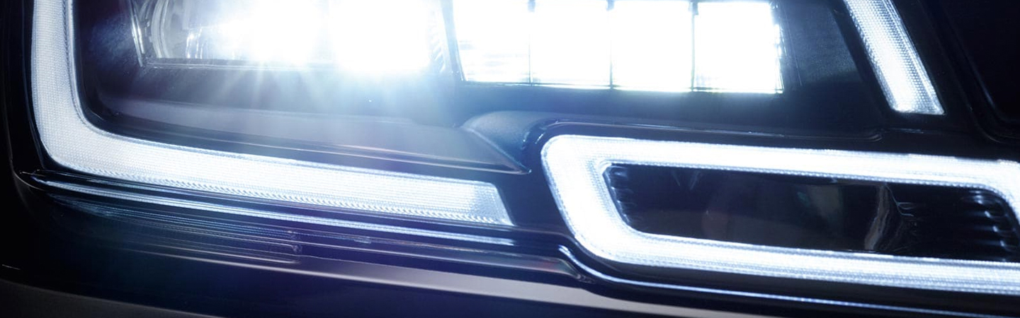2021 Range Rover Velar headlight