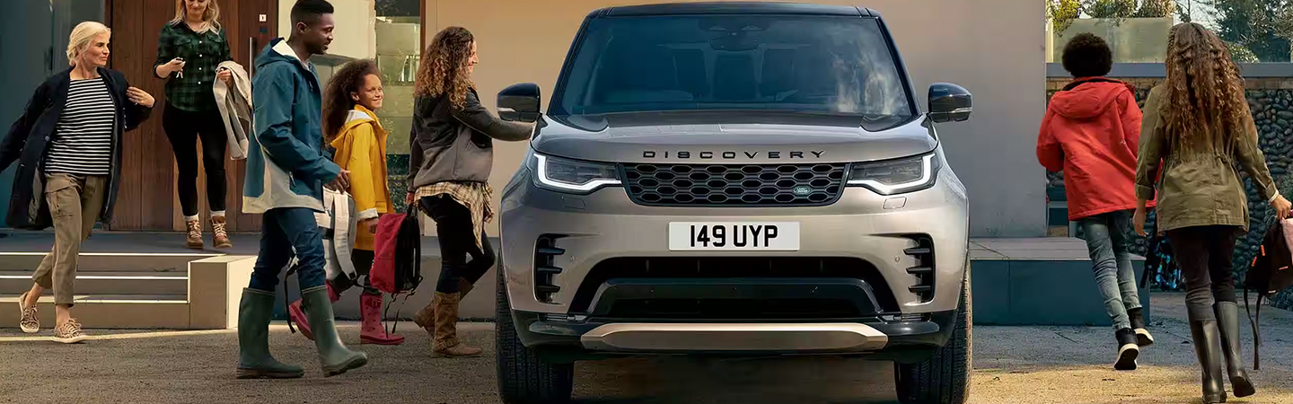 2024 Land Rover Discovery Specs Gray Color with Front View
