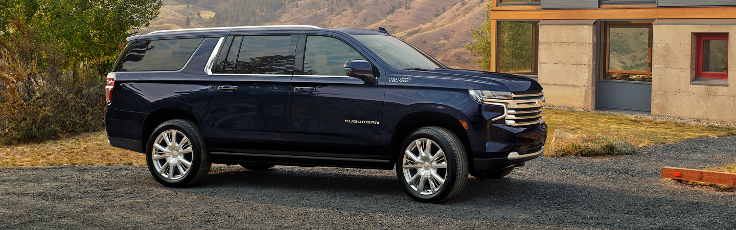 The 2023 Chevy Suburban slider4