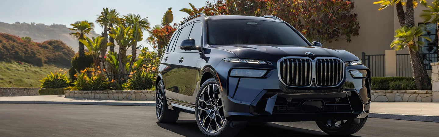 front view of a 2026 BMW X7