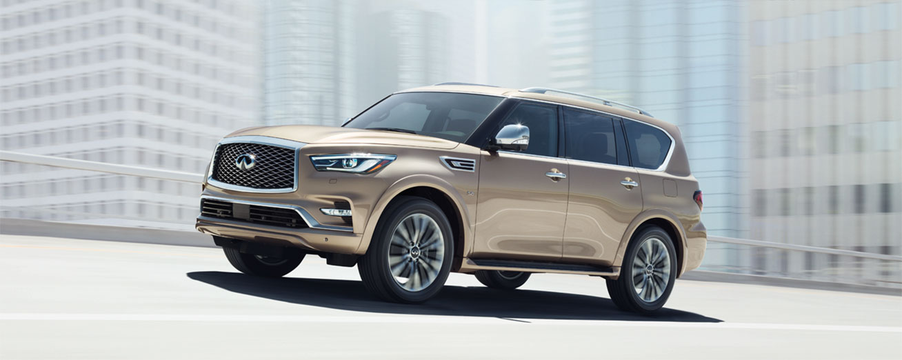 INFINITI QX80 driving
