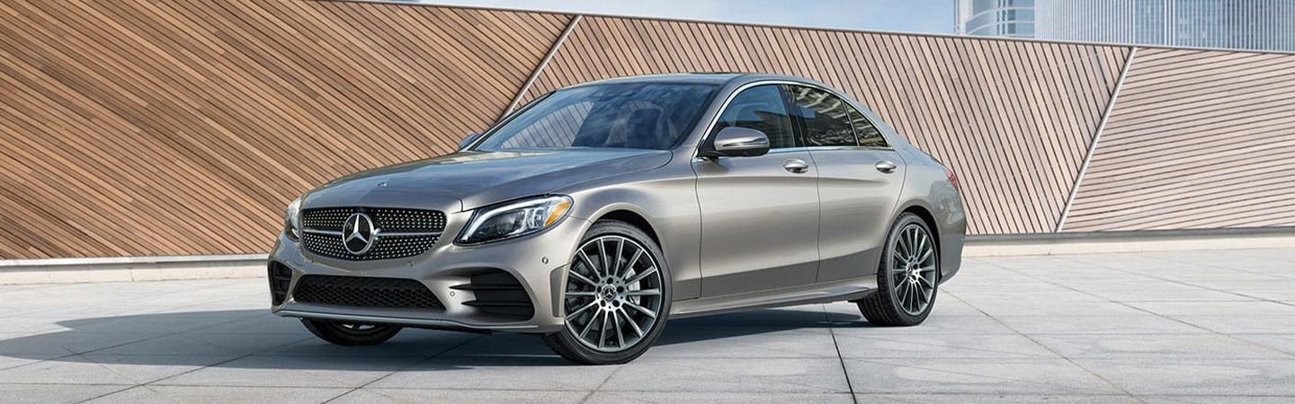Driver side profile view of the 2020 C-Class