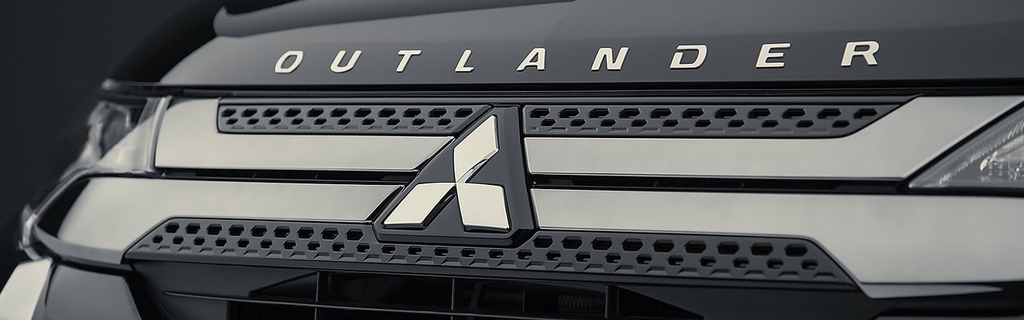 2020 Mitsubishi Outlander PHEV grille
