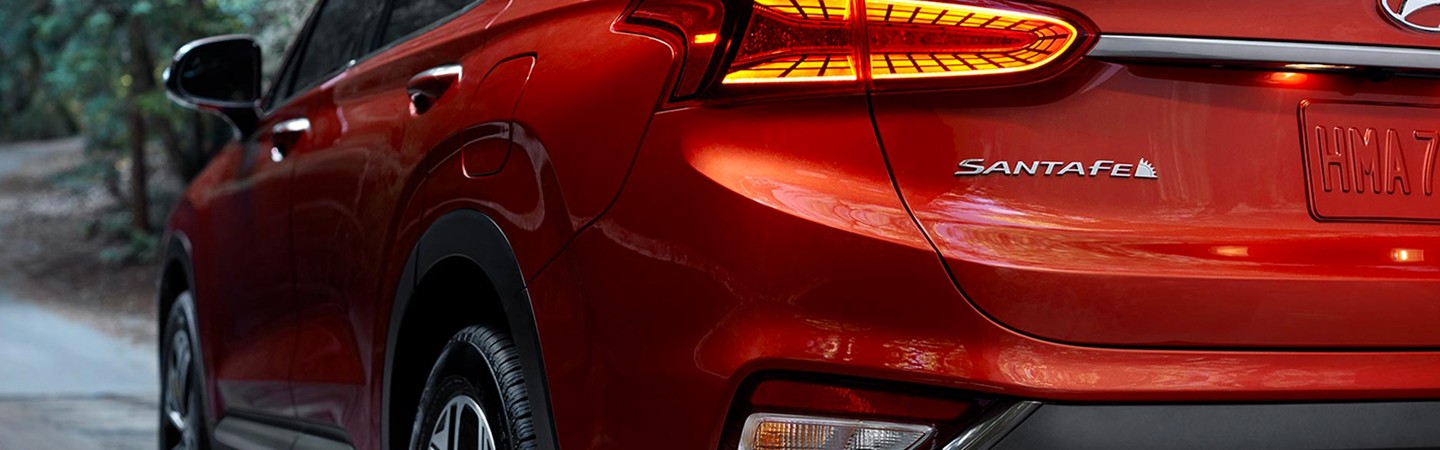 Rear taillight view of the 2020 Santa Fe
