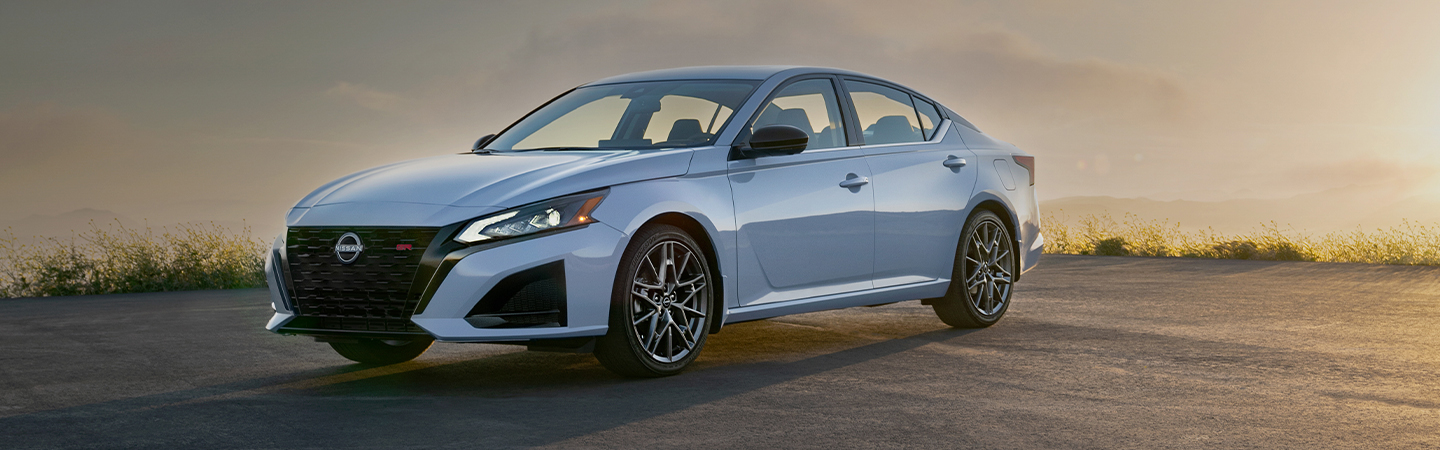 2023 Nissan Altima vs Honda Accord slider1