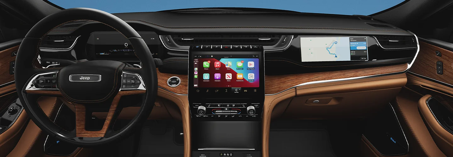 Interior view of the 2025 Jeep Grand Cherokee